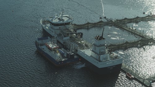 CleanTreat system workboat alongside wellboat